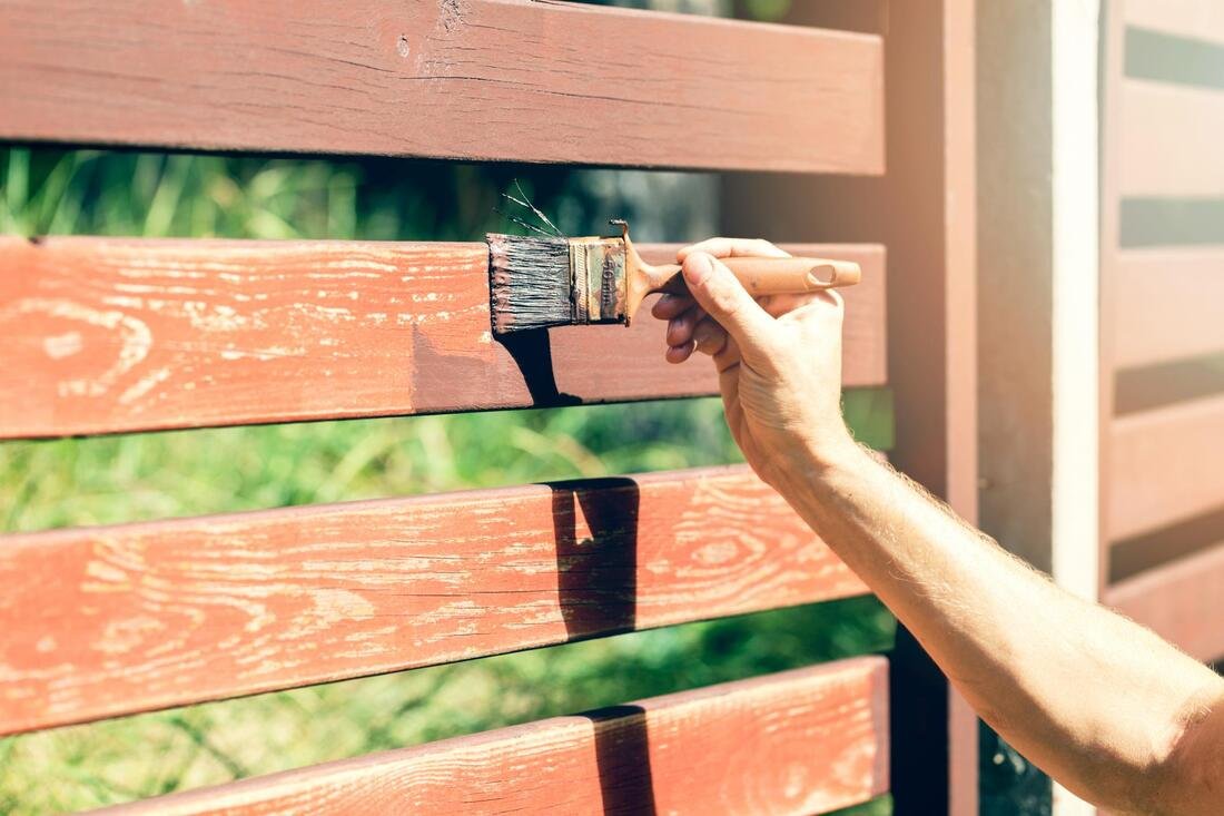 grande-prairie-painters-deck-fence-painting-2_orig